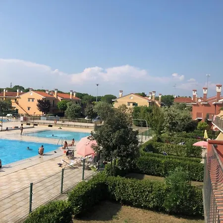 Family Vacation Apartment With Swimming Pools Apartmán *