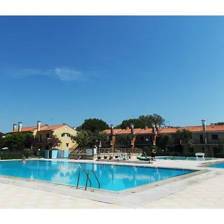 Apartment Family Vacation With Swimming Pools